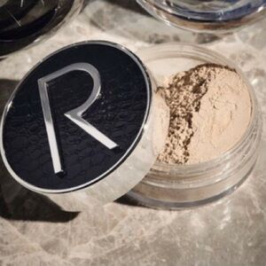 Rodial Glass Powder Mini / Travel Size 5.5 g *Brand New!